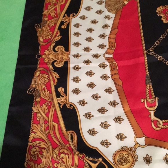 Firenze Italian scarf - Picture 5 of 12